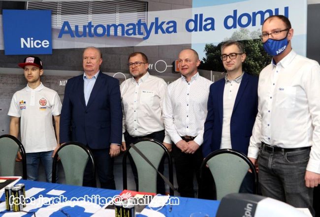 ESIMA Rolety i Astra Bydgoszcz  sponsorami żużlowej Polonii